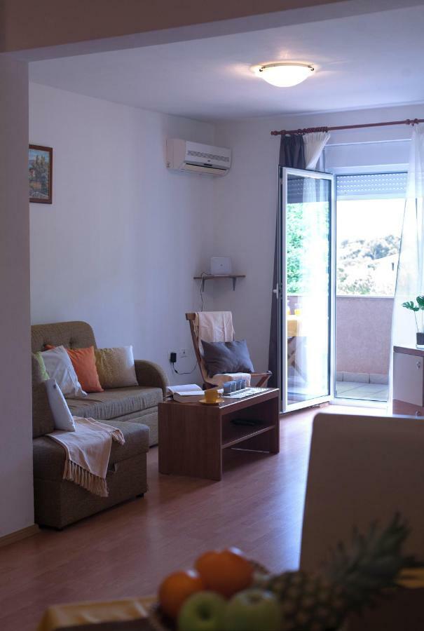 Apartment Helga Liznjan Ngoại thất bức ảnh