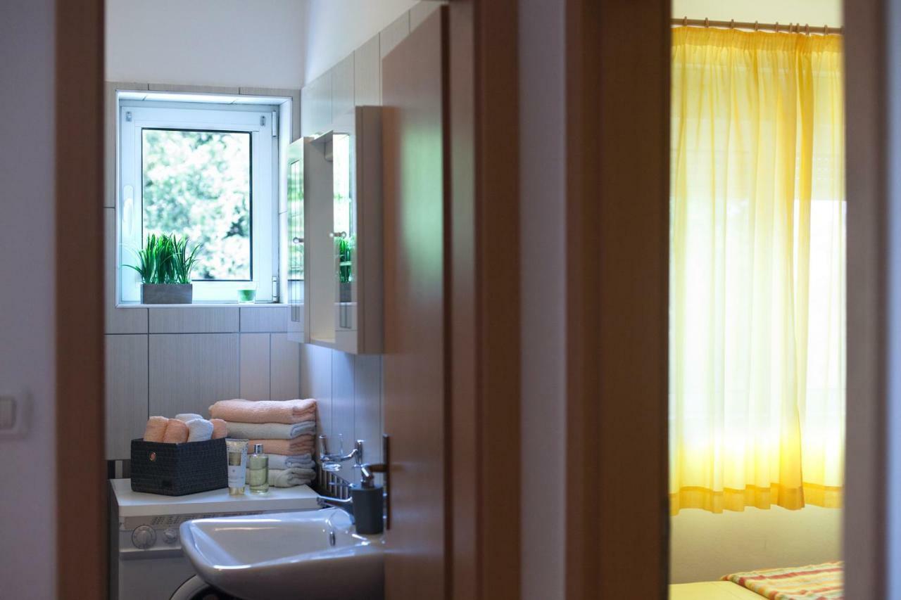 Apartment Helga Liznjan Ngoại thất bức ảnh