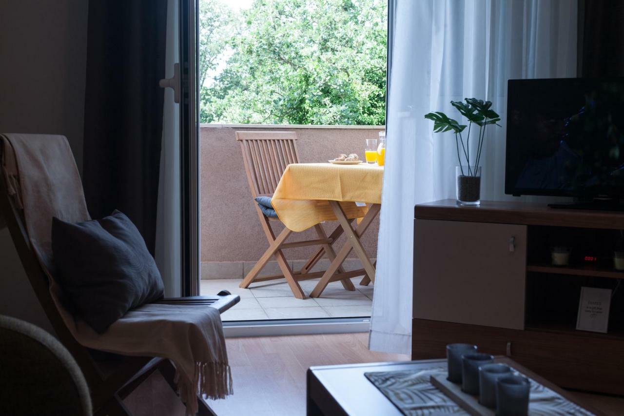 Apartment Helga Liznjan Ngoại thất bức ảnh