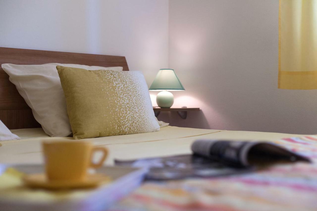 Apartment Helga Liznjan Ngoại thất bức ảnh