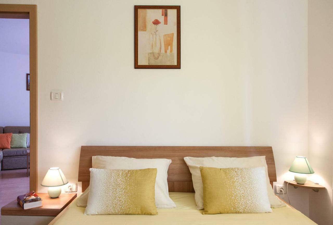Apartment Helga Liznjan Ngoại thất bức ảnh