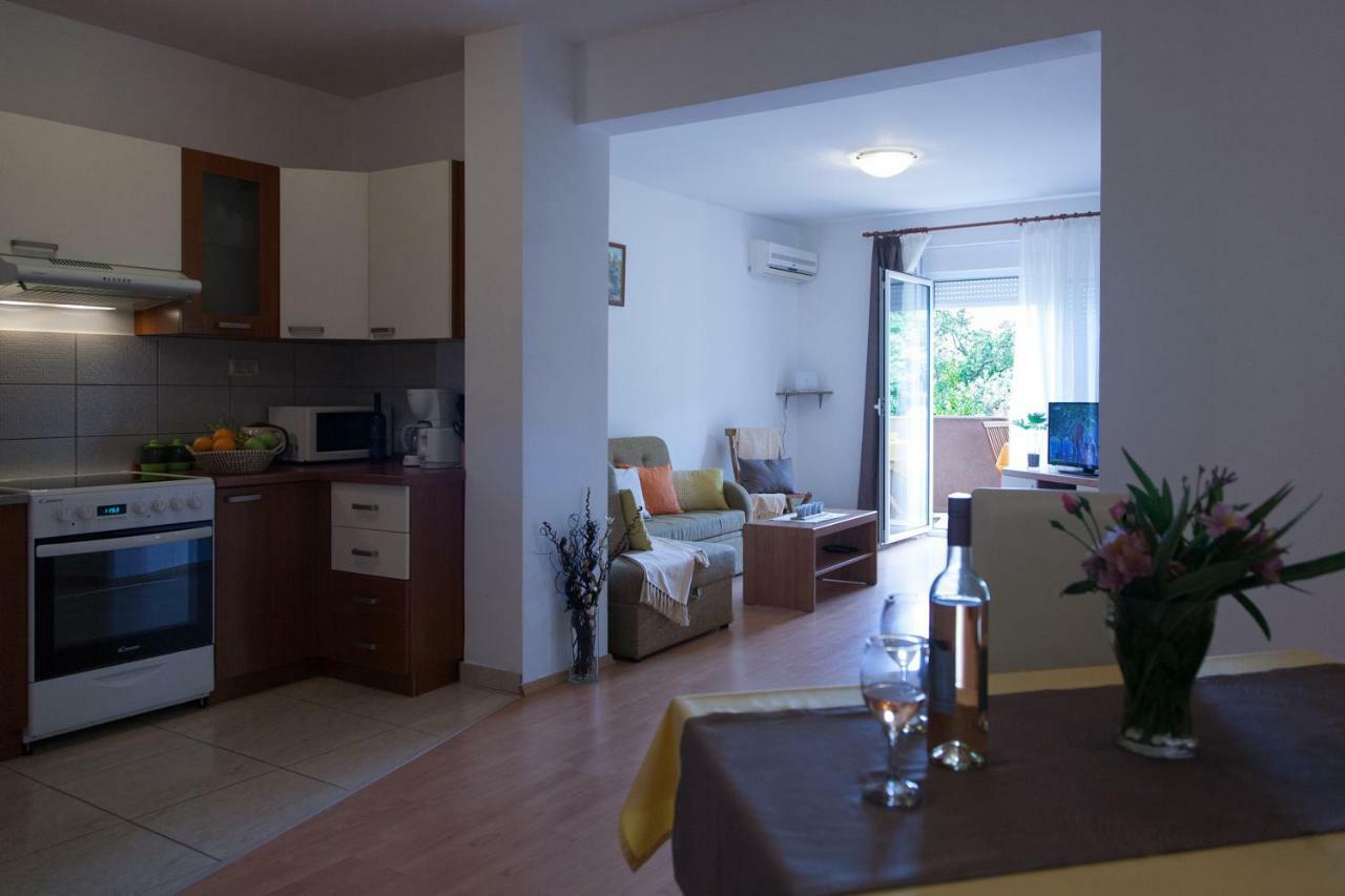 Apartment Helga Liznjan Ngoại thất bức ảnh