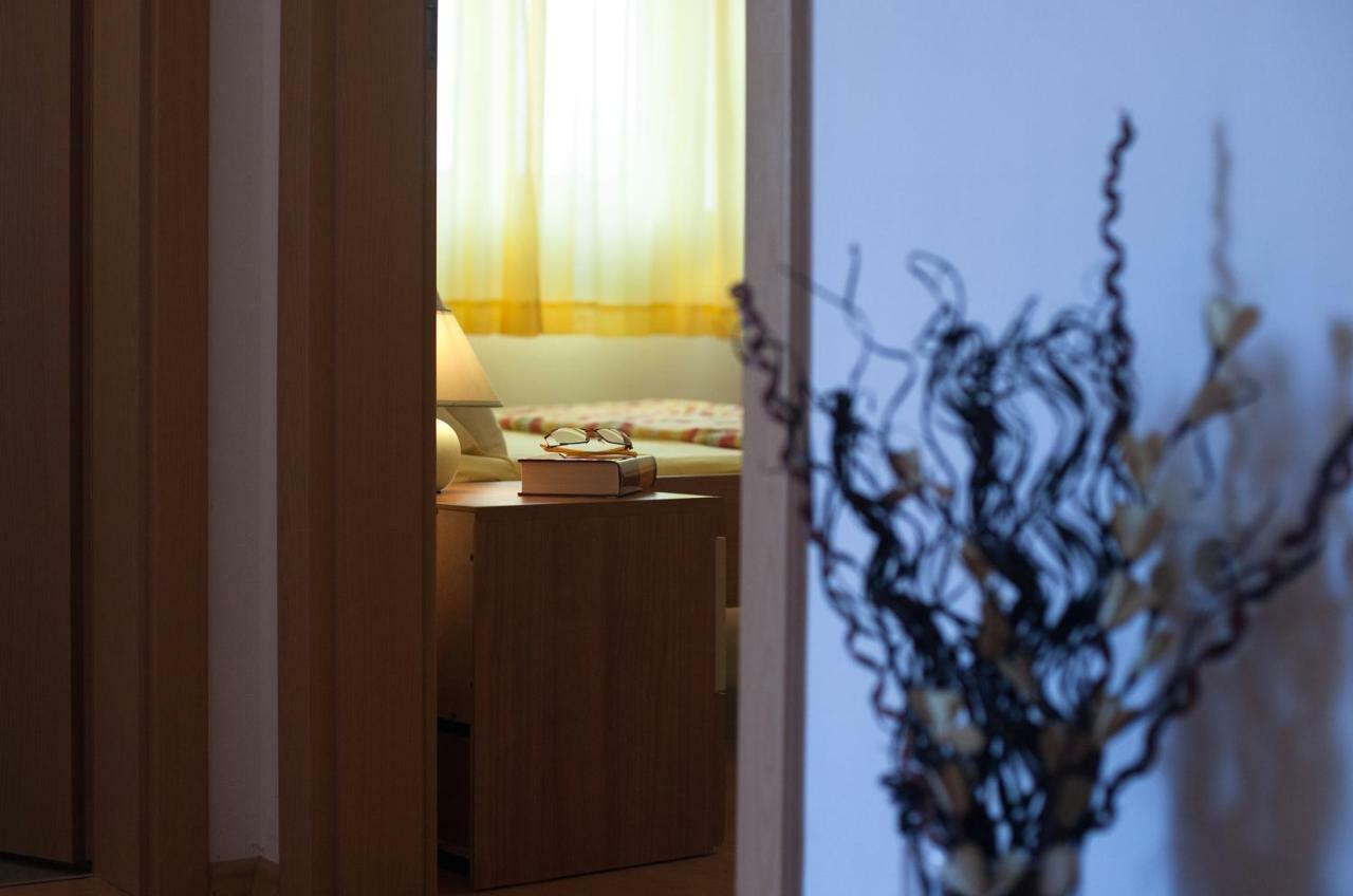 Apartment Helga Liznjan Ngoại thất bức ảnh